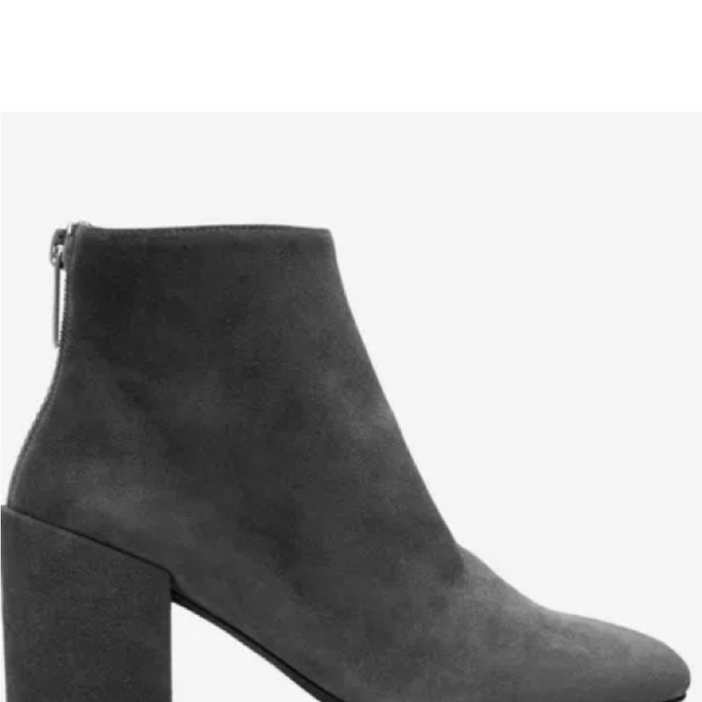 Women’s Stuart Weitzman Bacari suede boot size 9